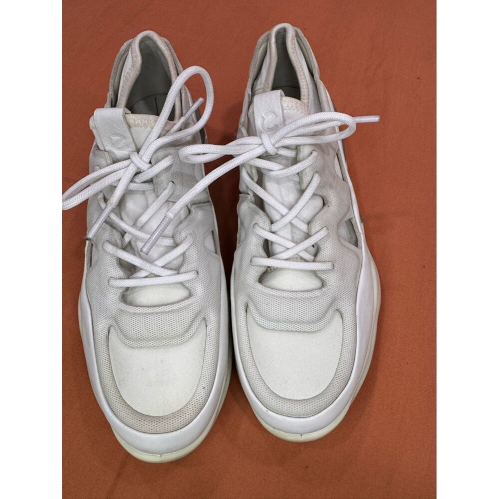 Ecco Men's White Lace-Up Athletic Sneakers